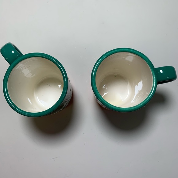 2 Green & Orange Ceramic Mugs with 3D Pattern - Picture 3 of 7